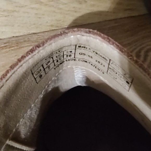 Vionic Leather Cecily Ankle Boots - Picture 12 of 15